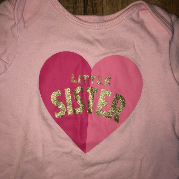 Little Sister Onesie - Picture 2 of 2